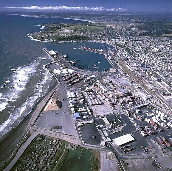 Port of San Antonio (Chile): Clean production by undertaking a cooperative approach