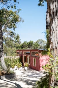 Mira Villa in the bush.