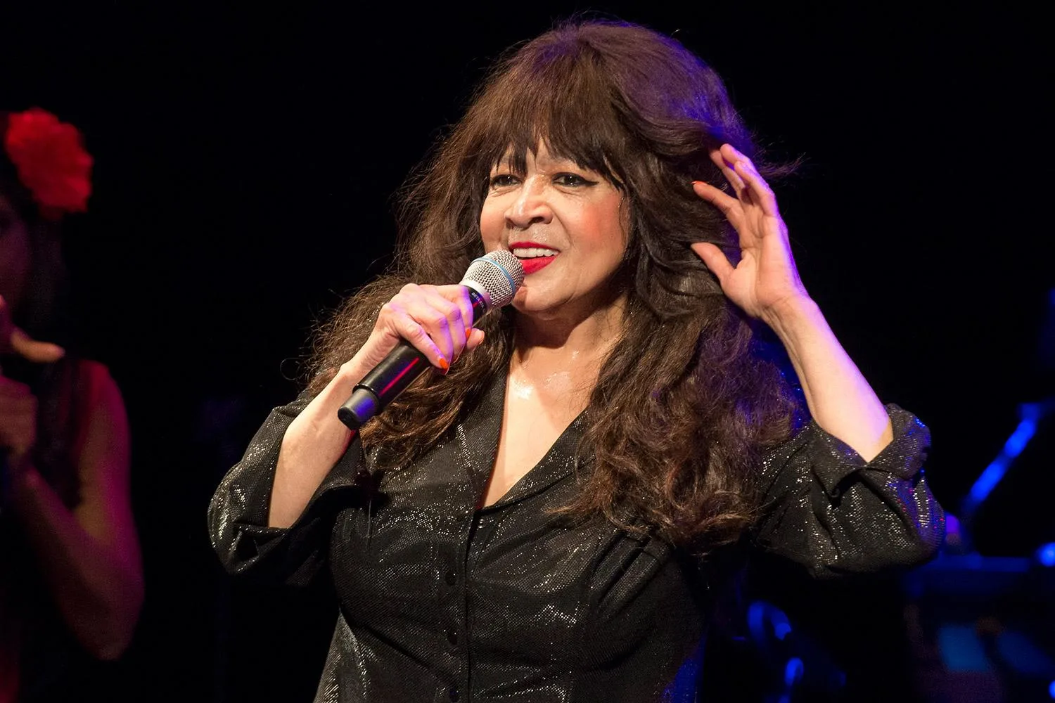 Ronnie Spector: The Trail-blazing Frontwoman Of The Ronettes, Dies At 78. 2 Ronnie