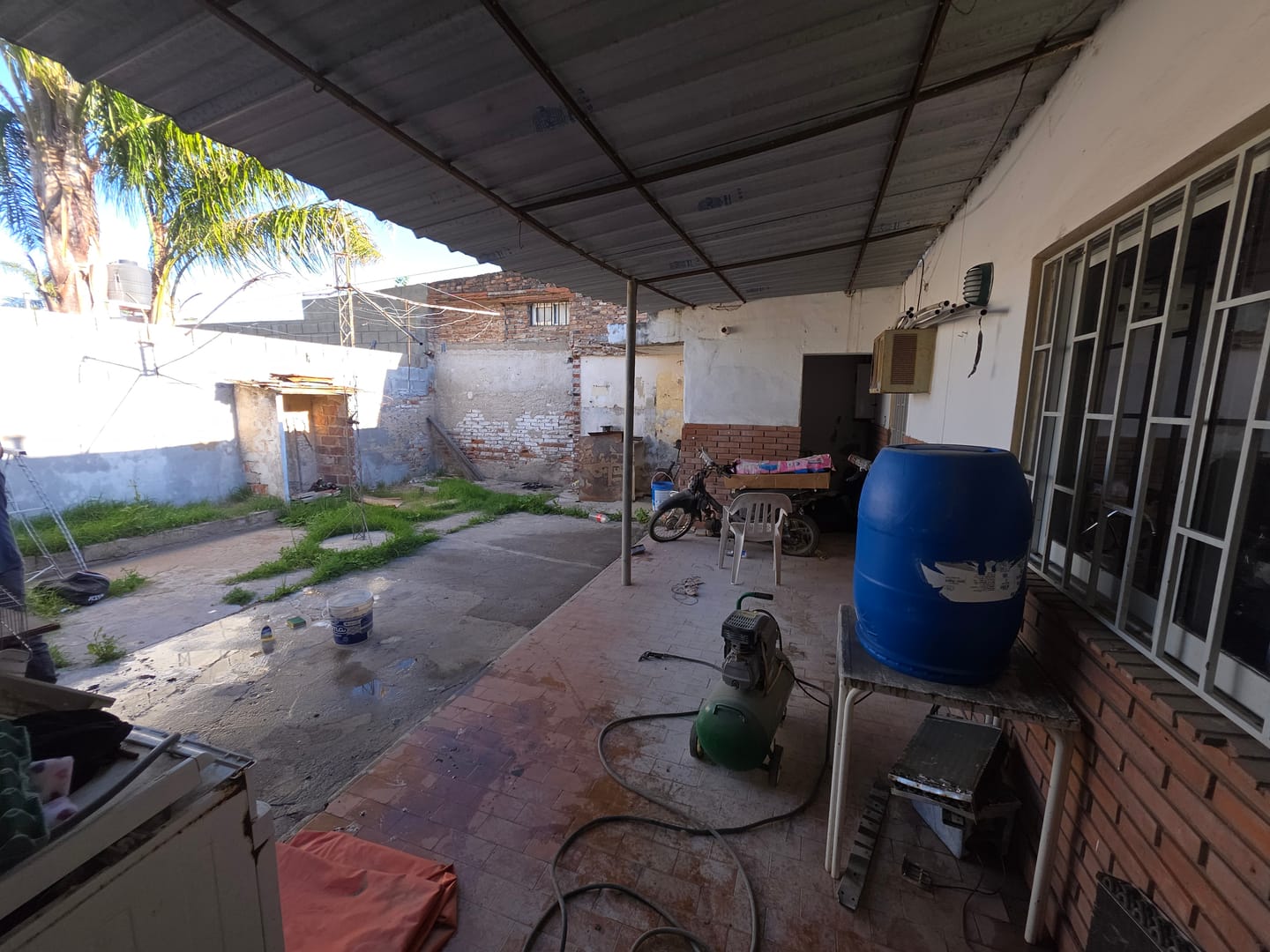 Vendo Casa 2 dormitorios a refaccionar apta crédito hipotecario foto 8