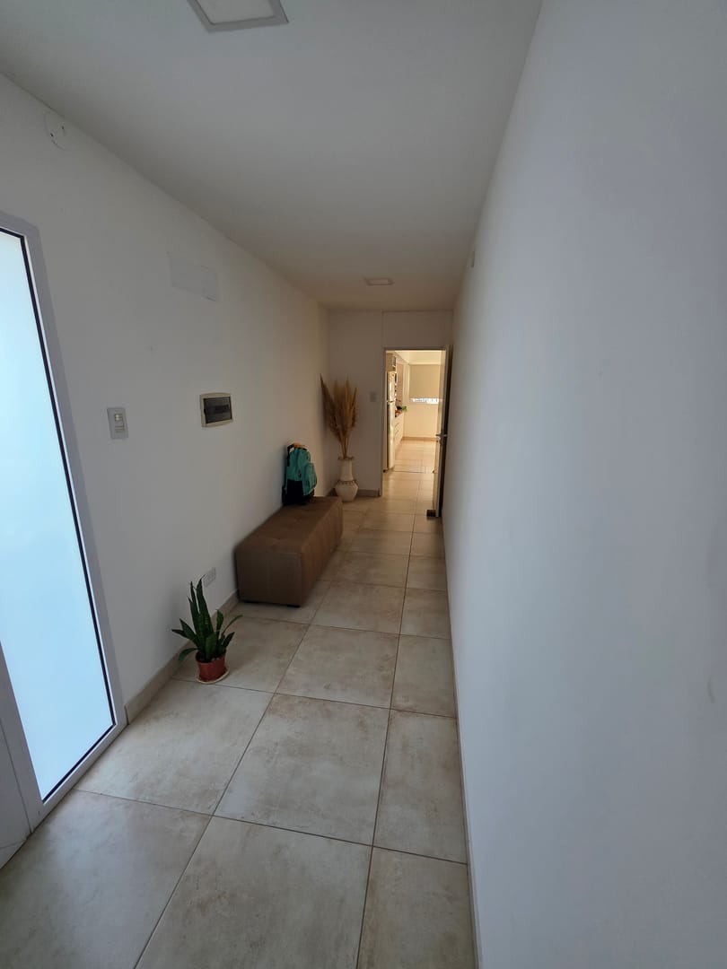 Vendo Casa 2 dormitorios con pileta apta credito foto 11