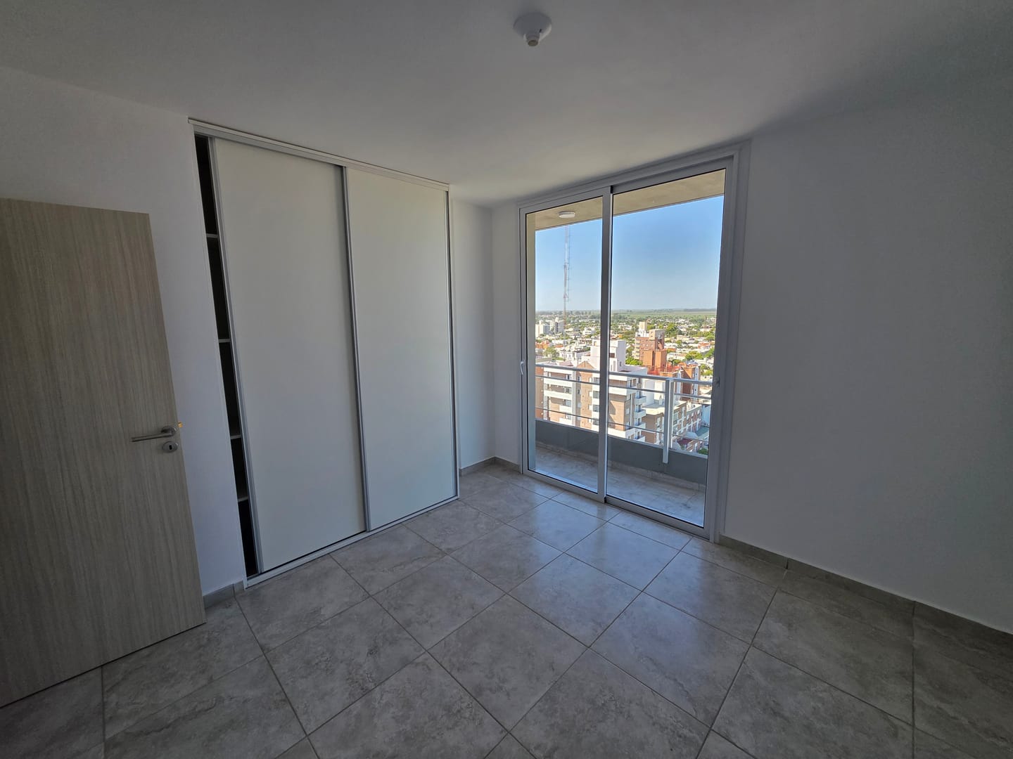 Alquilo Departamento 1 dormitorio edificio Modena Center foto 8
