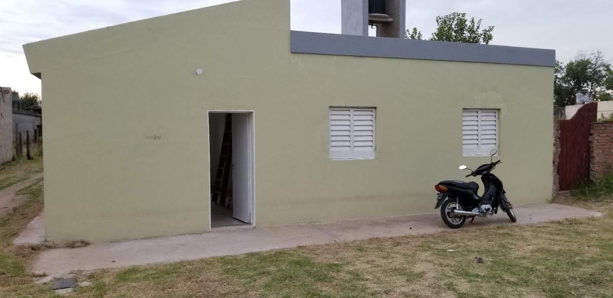 Vendo Casa 2 dormitorios sin cochera mas casa a refaccionar