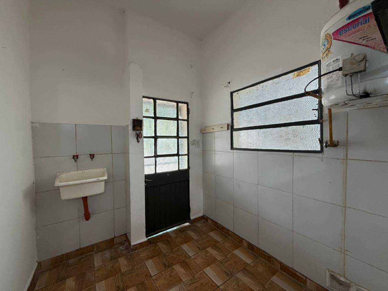Alquilo Casa 3 dormitorios con patio foto 8