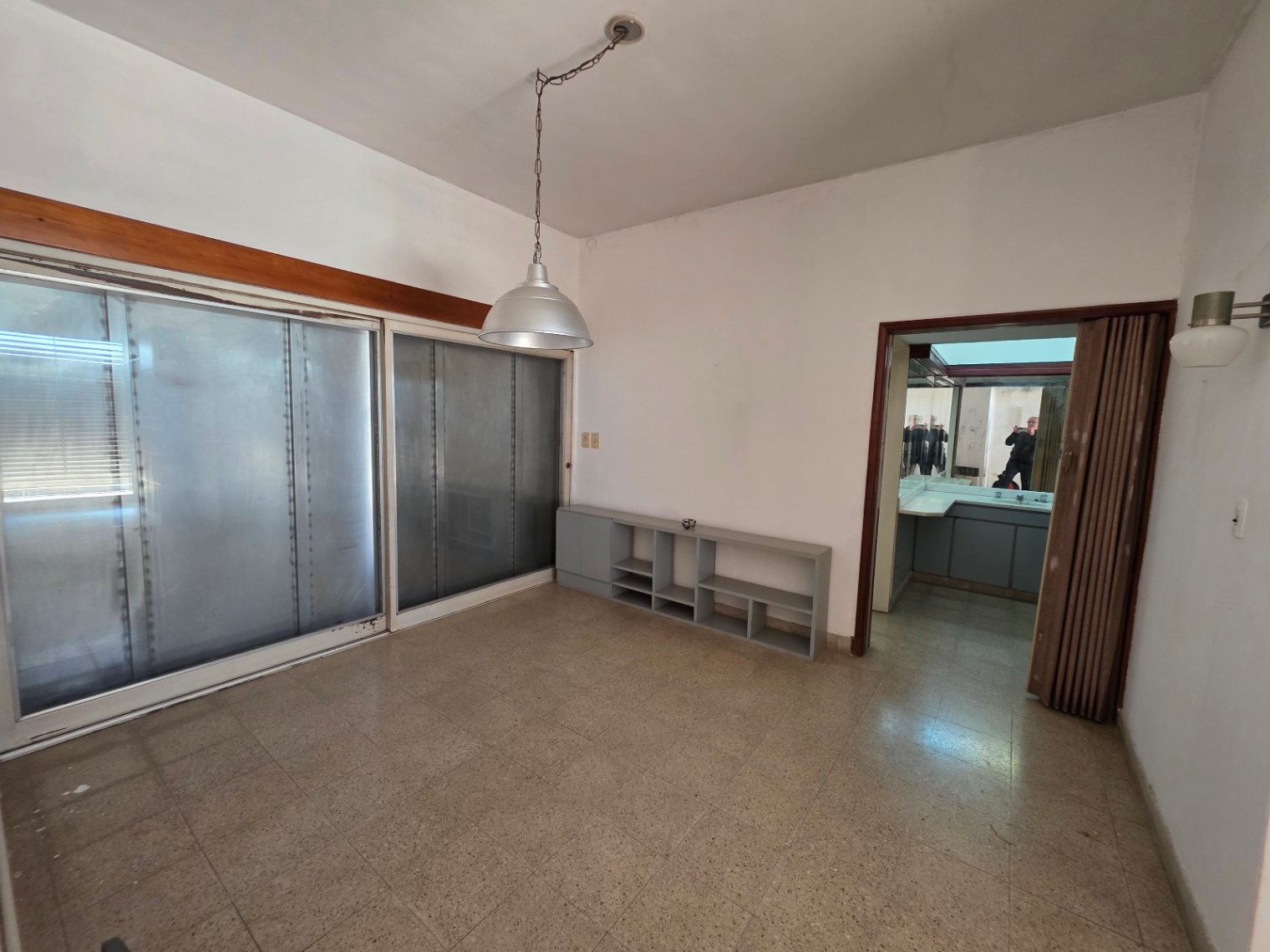 Vendo Casa con Galpón en Barrio Roca foto 10