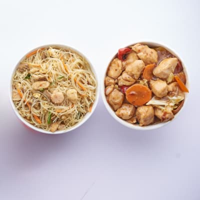 Singapore Noodles and Meat Combo.