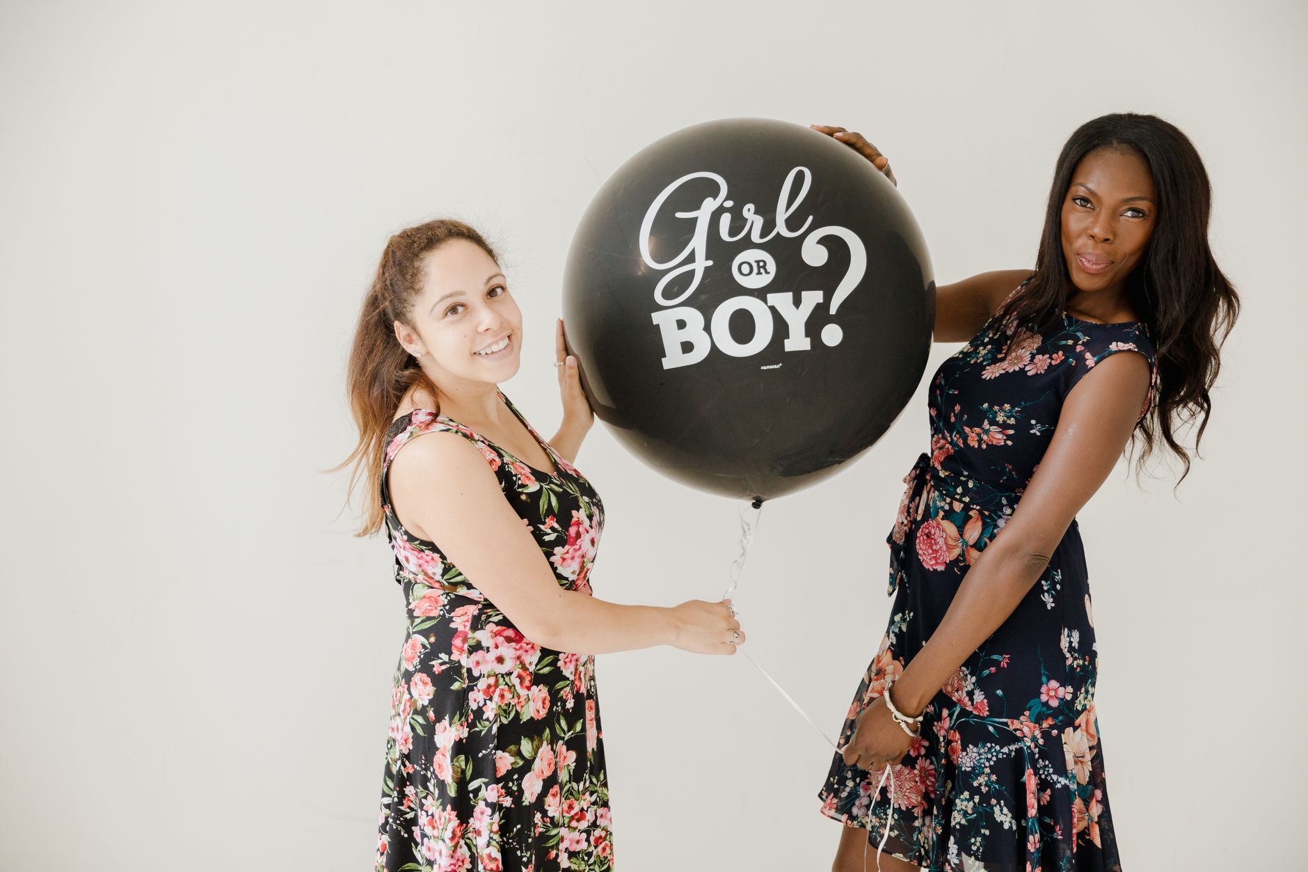 Organize gender reveal party