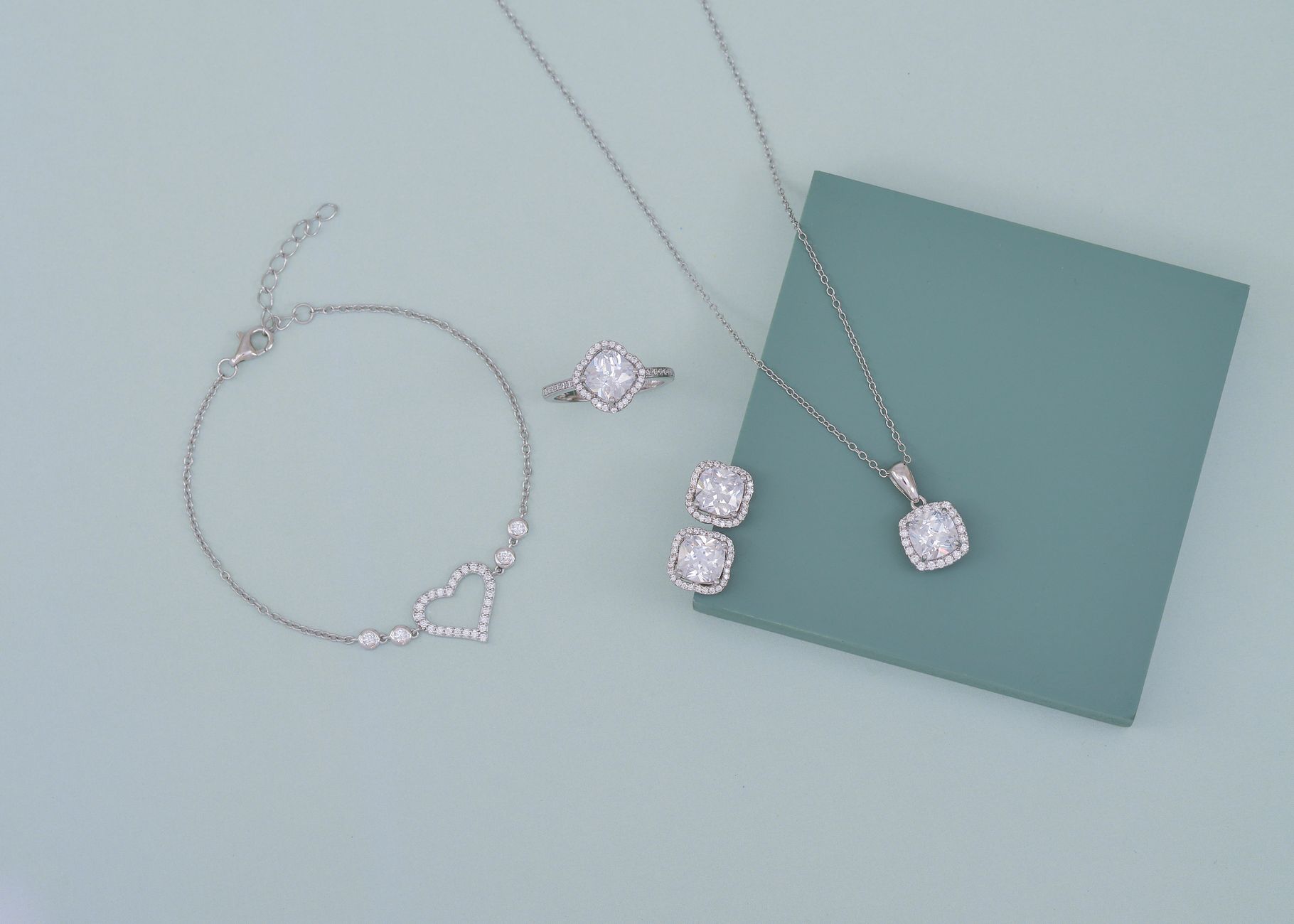 Moissanite Diamonds: Transforming the Diamond Market