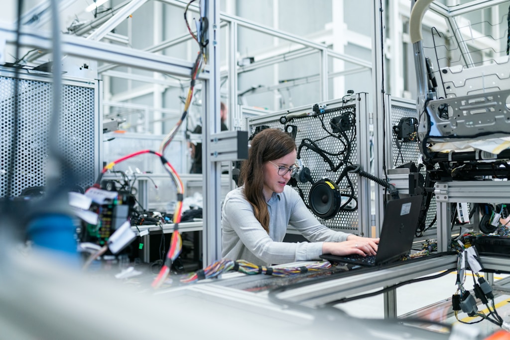 Why Does Your Company Need APS Software?