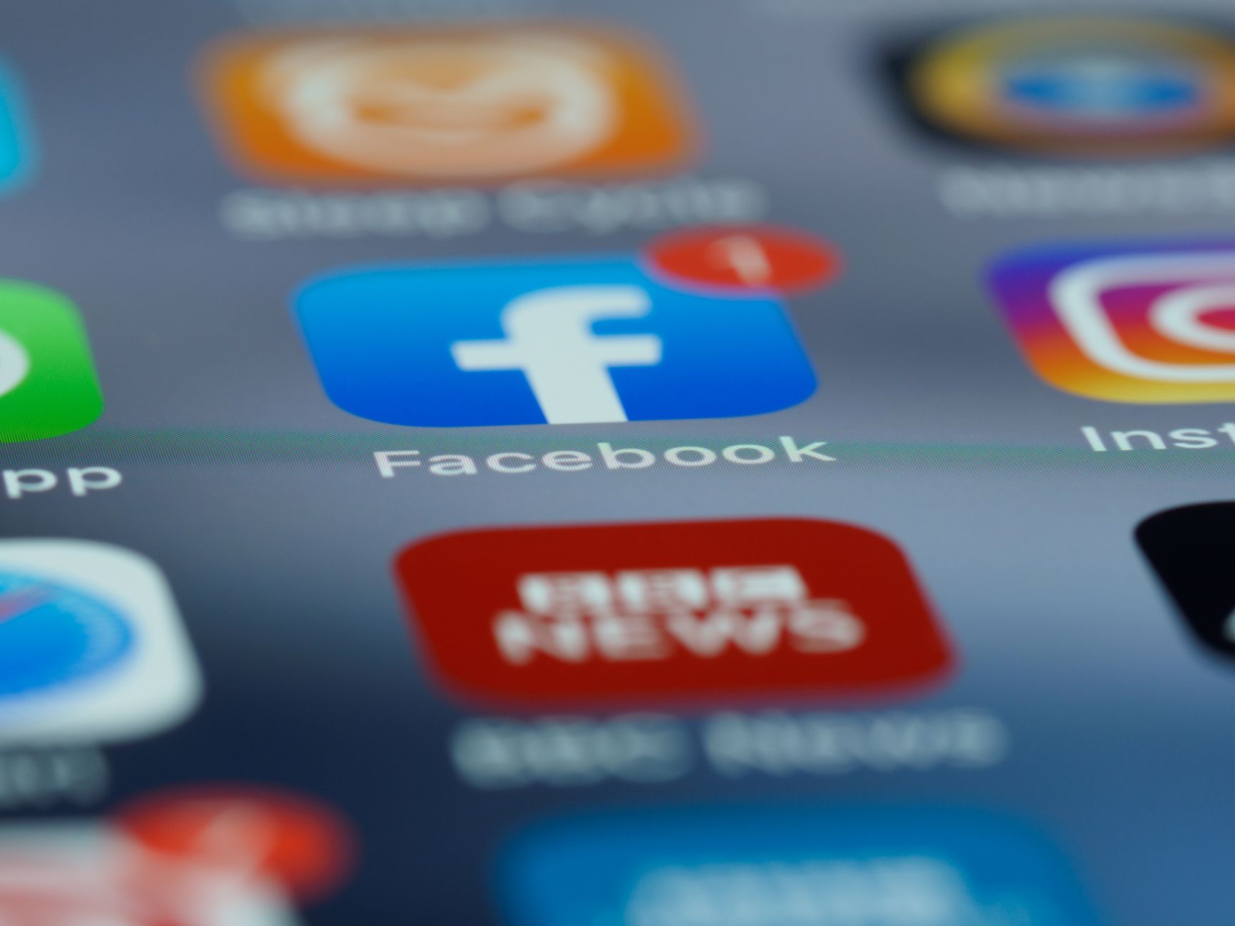 EU demands redesign of addictive Instagram and Facebook