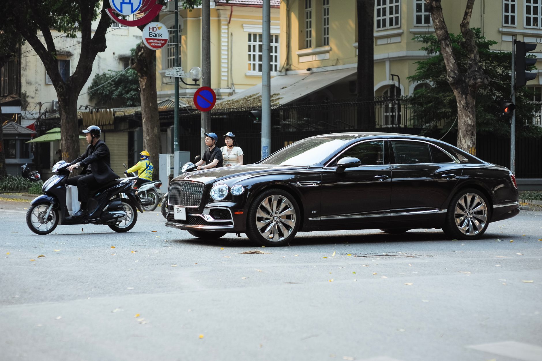 The Growing Demand for Luxury Auto Transport