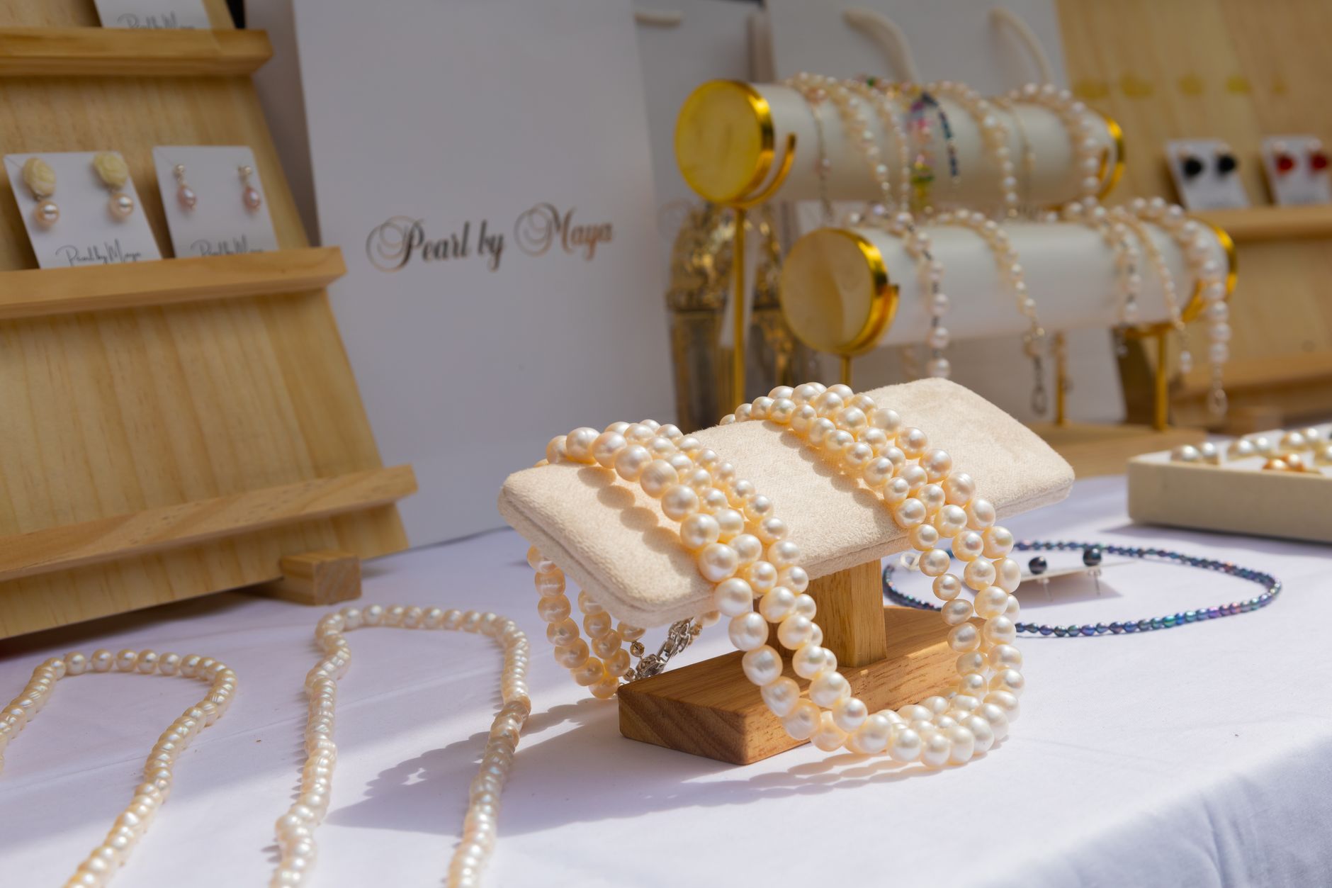 Berkeley’s Green Jewelry Movement: Adorning Ethically with Lab Grown Diamonds UK