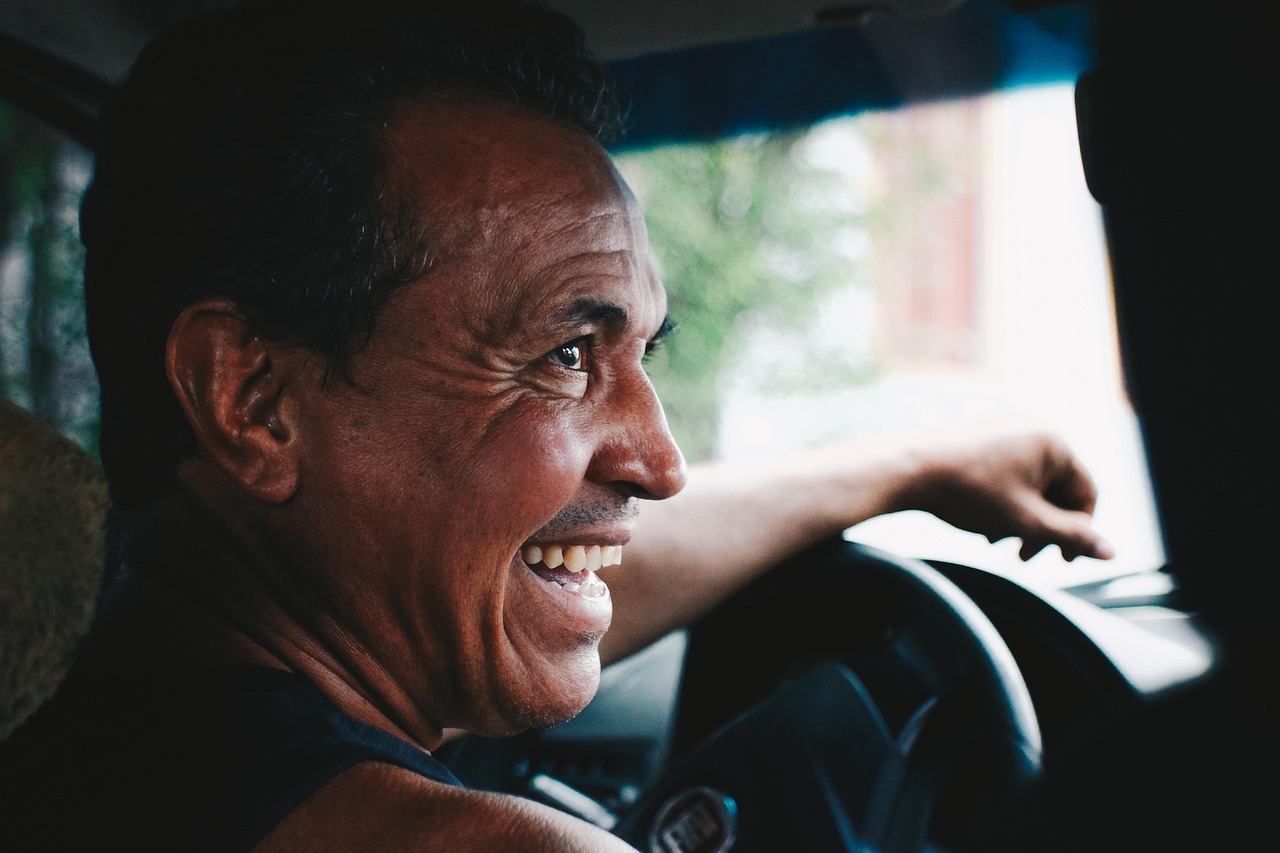 What Drivers Need to Know About Car Shipping