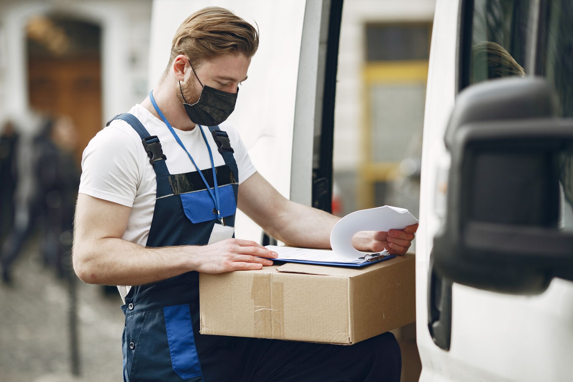 A Comprehensive Checklist for Safe Car Shipping at the Right Price