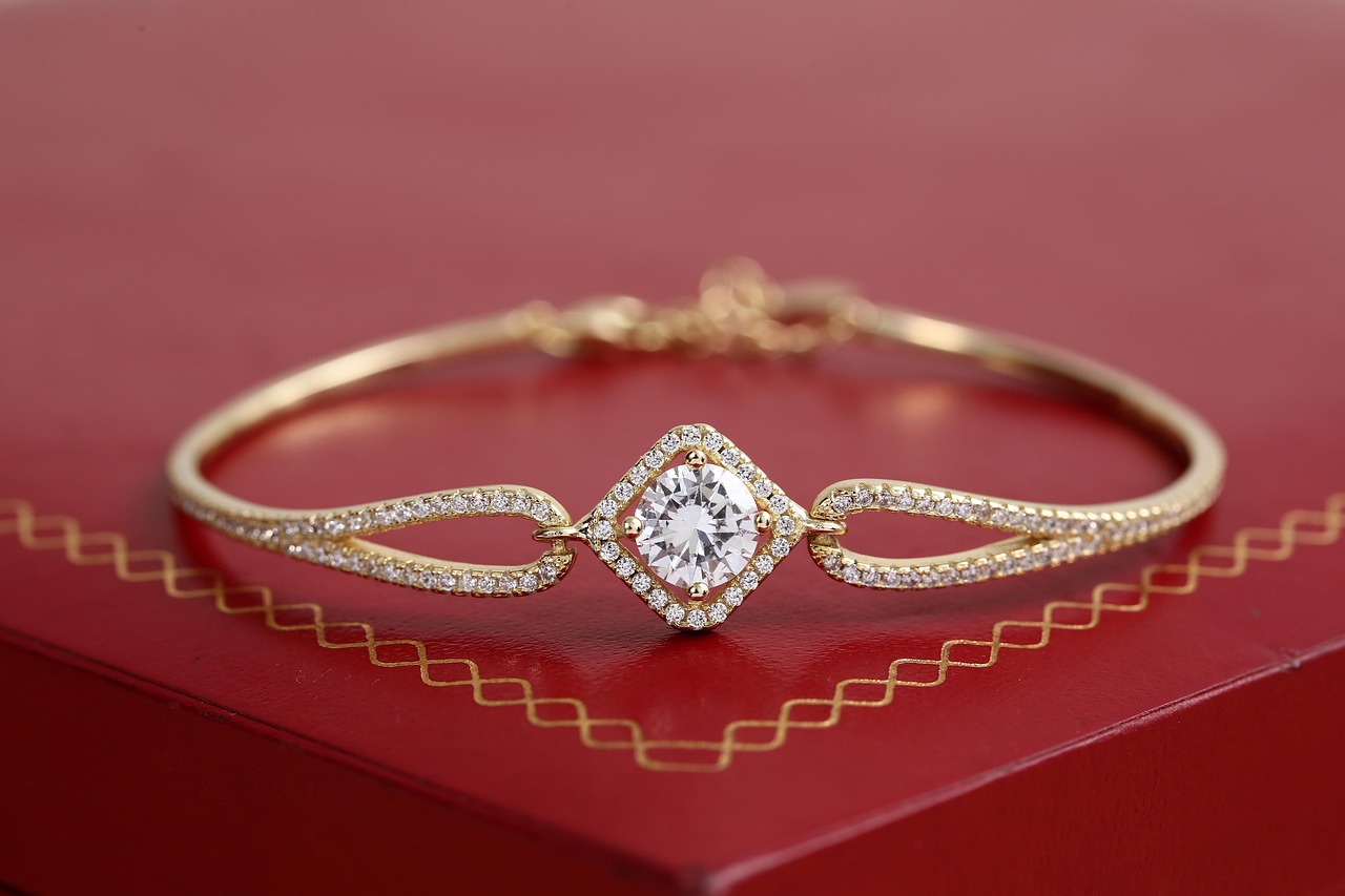 Tennis Bracelets: The Latest Trend in Jewelry