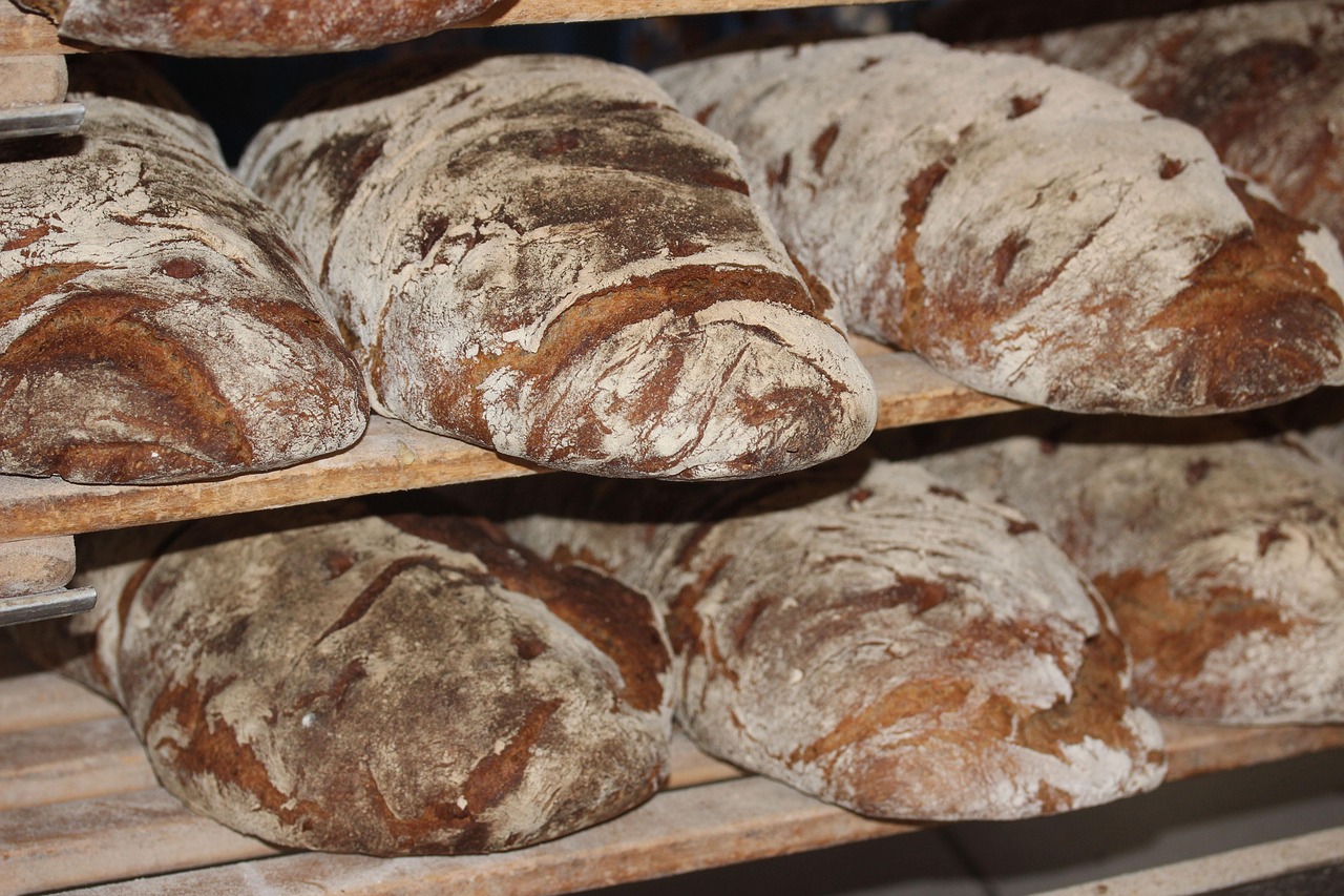 Why Do You Need to Use Bread Bakery Packaging?