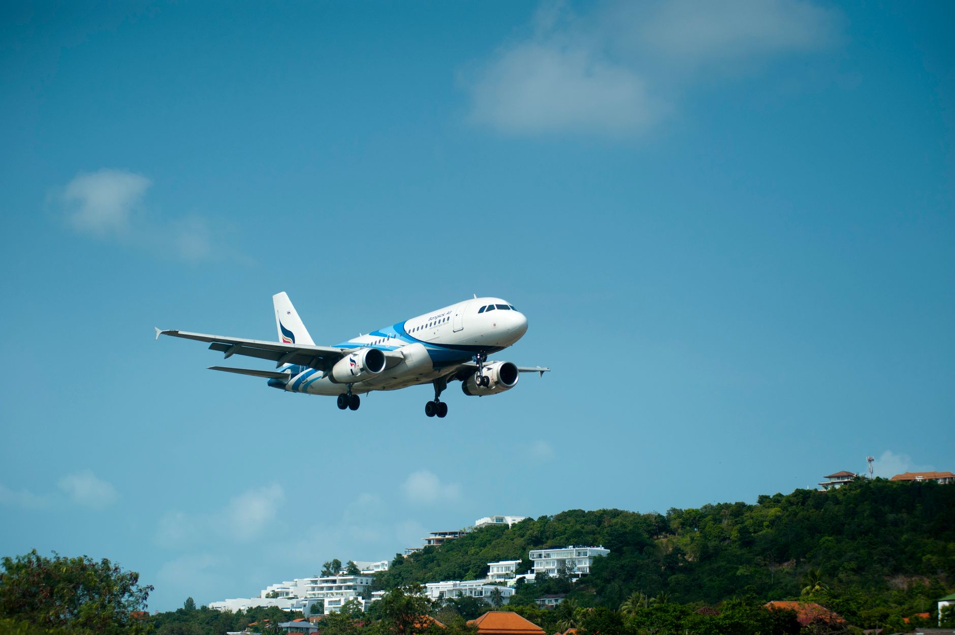 Hahnair revamps global airline payment systems
