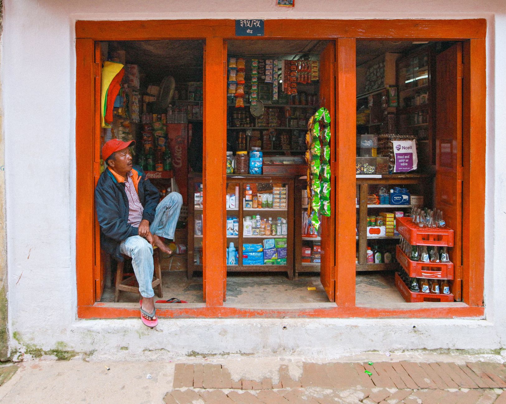 Small shops embrace local production