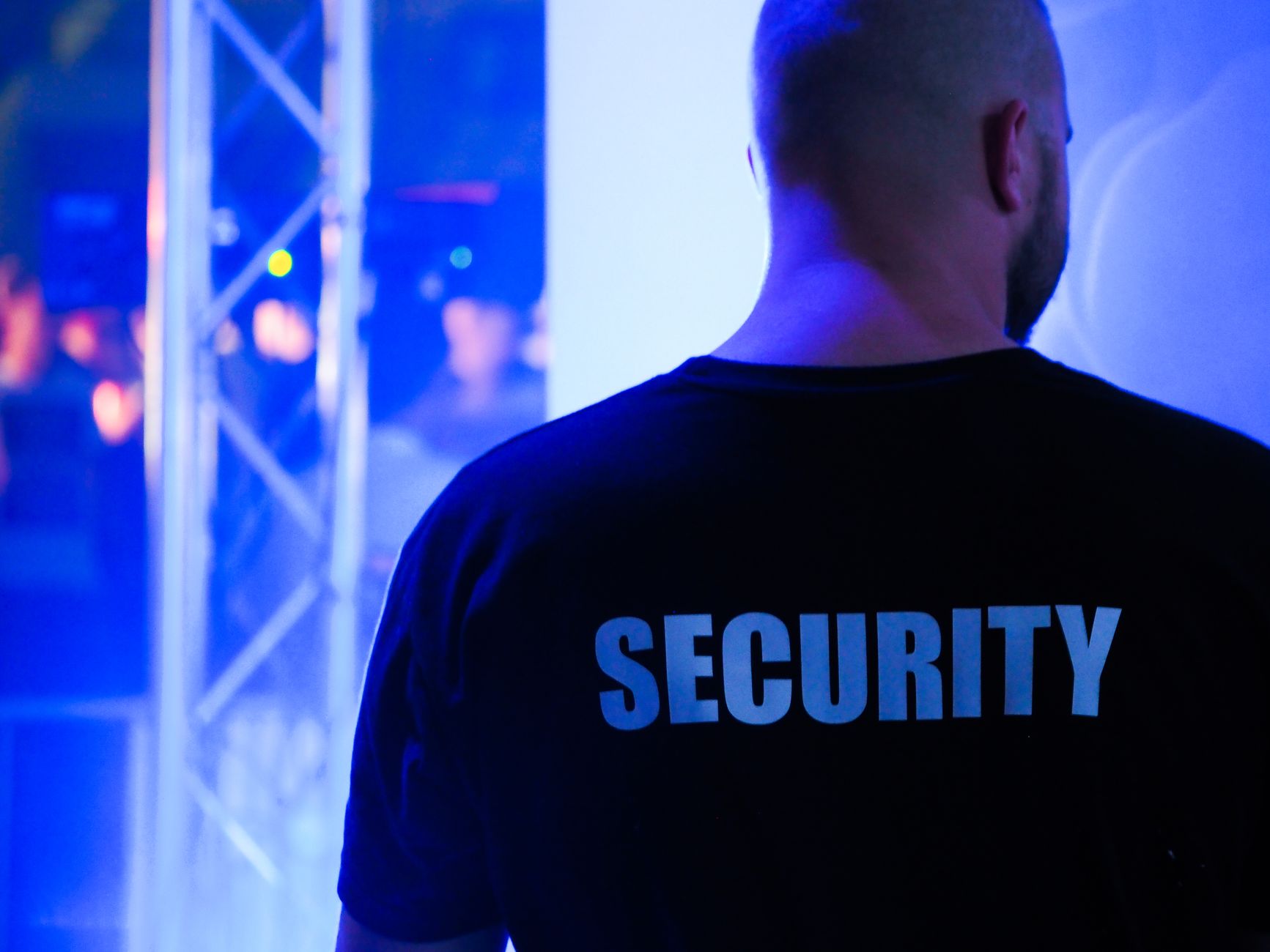 Tips to Hire Security Guards for Home Security