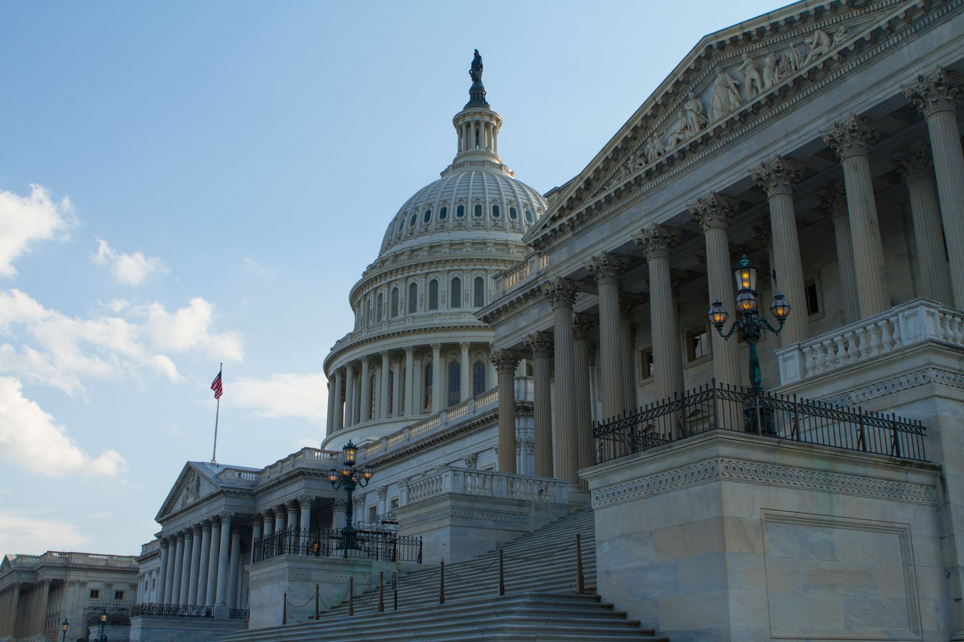 Senator Graham Dies, U.S. Subpoenas Reporters