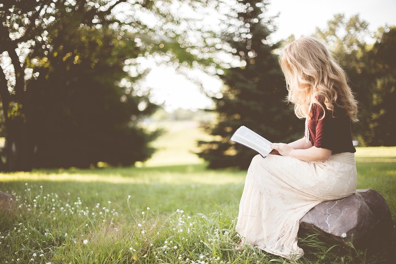 How to Foster a Love for Reading in Young Learners