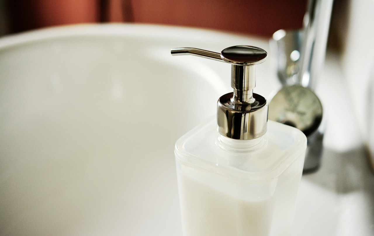 Singapore’s Corporate Cleaning Revolution: Why Leading Companies Are Abandoning Traditional Janitorial Services