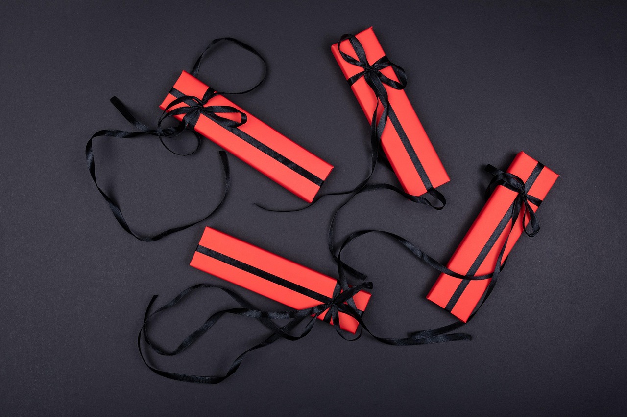 Gifting fabulous Valentines’ Day Gifts to your valentine!