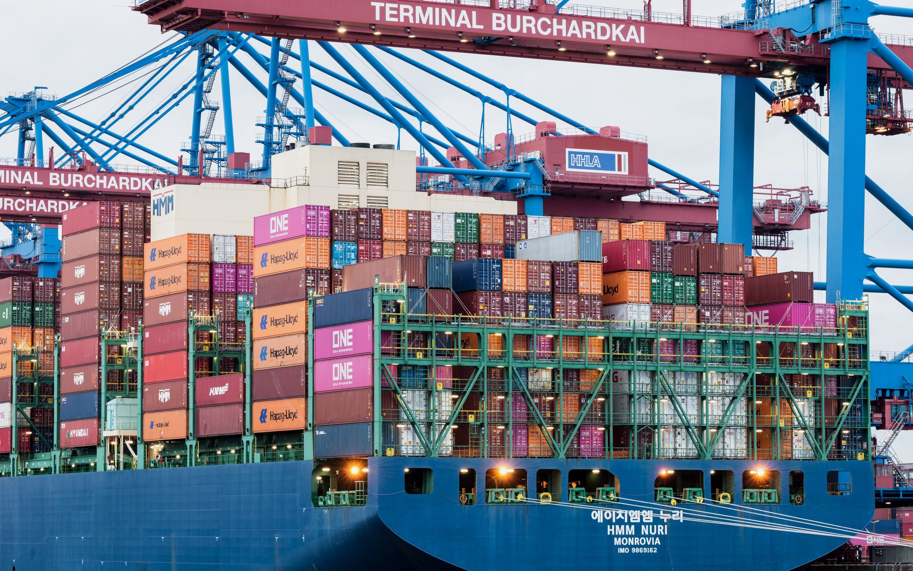 Imports up €2bn in May as exports slip