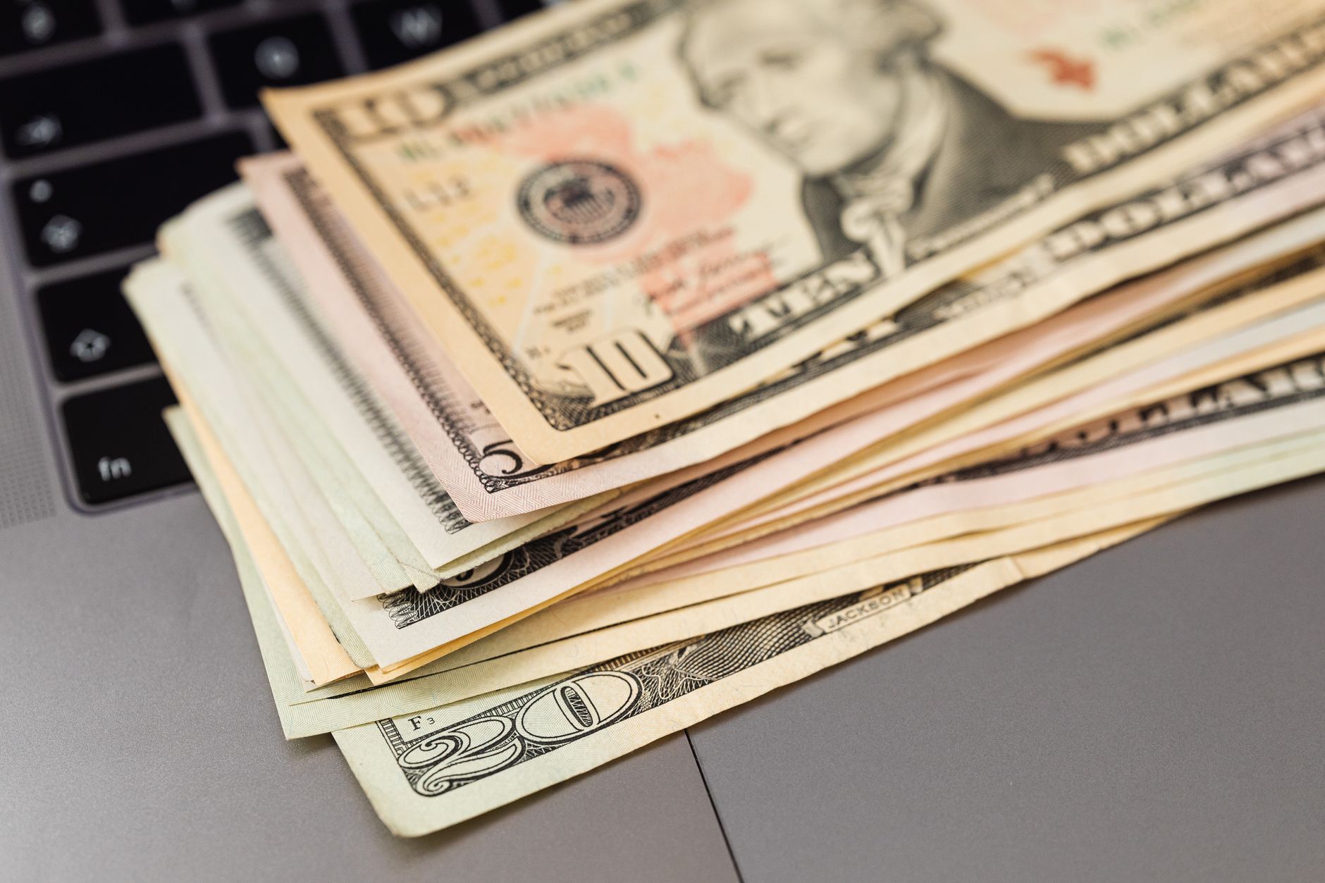 Hybrid funds gain popularity among investors