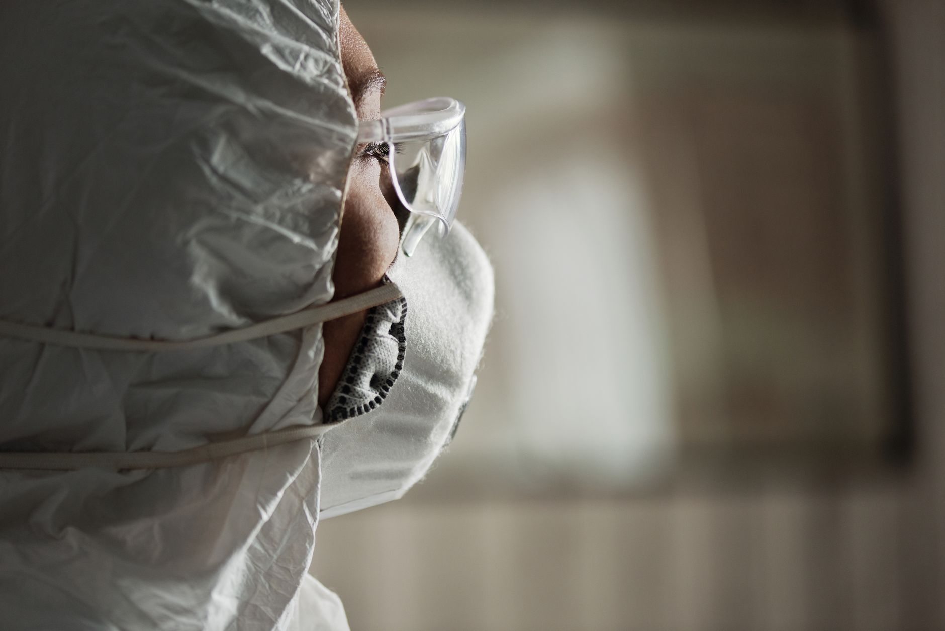Why A PPE Program Helps Workplaces Stay Safe and Organized