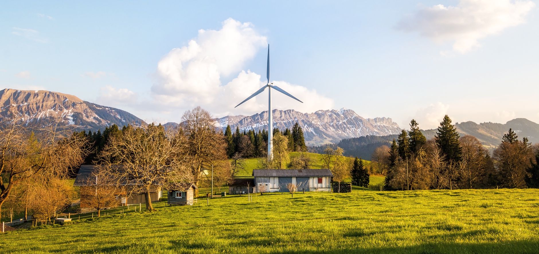 Sustainable Cloud Hosting: The Shift Towards Green Data Centers