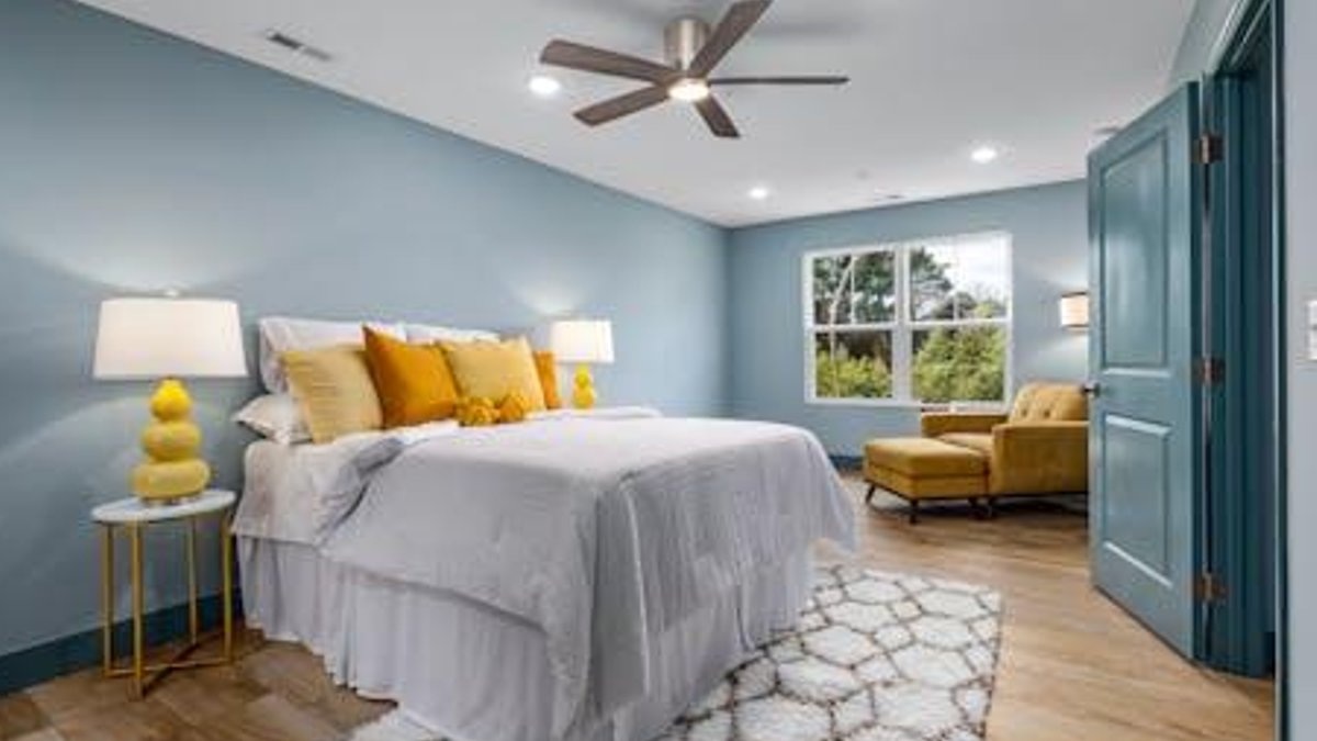 Experts Cite Benefits of Ceiling Light Fans - ceiling light fan