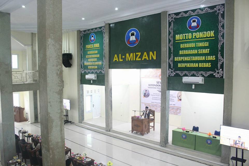 Seminar kesehatan Al-mizan