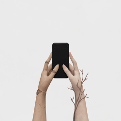 1 Behind The Screen floor 0