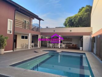 Casa Padrão Freguesia (Jacarepaguá) com 330 m2 referência: MCI 0391