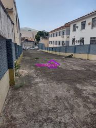 Loja de Shopping/Centro Comercial Quintino Bocaiúva com 2500 m2 referência: MCI 0474