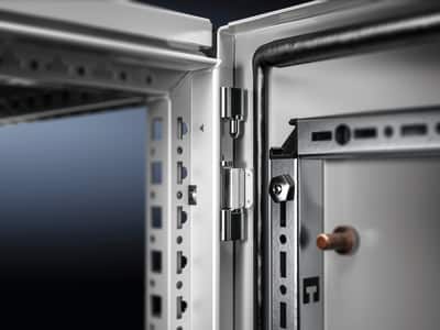 Rittal Mit Neuem Grossschranksystem Vx25 Einfacher Durch