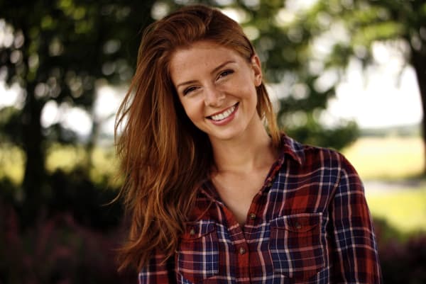 Portraitshooting in der Eilenriede Hannover – Franziska im Stadtwald
