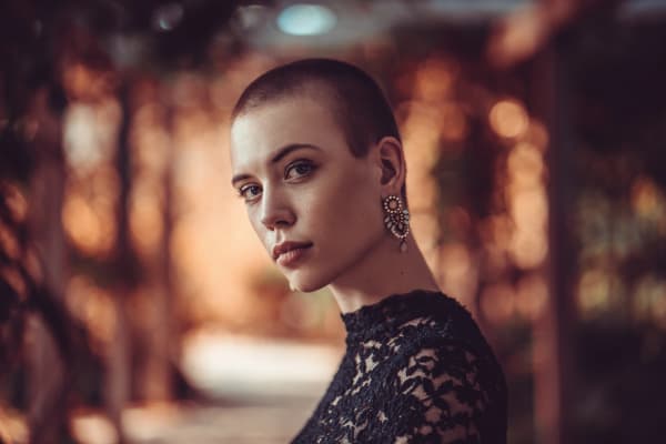 Portraitshooting im Berggarten Hannover – Hanna in botanischer Kulisse