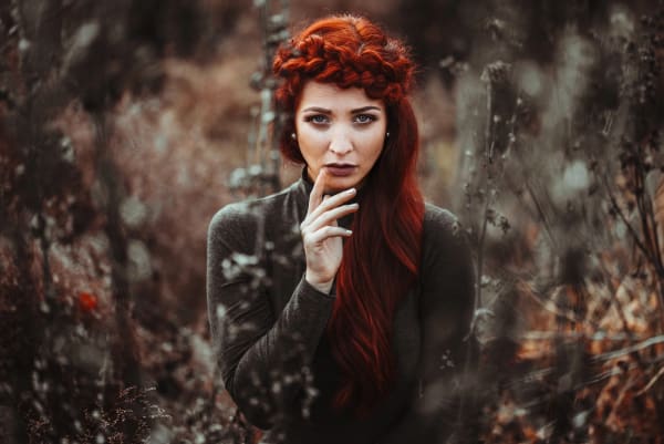 Herbstliches Portrait im Berggarten Hannover – La Sarita im Freien