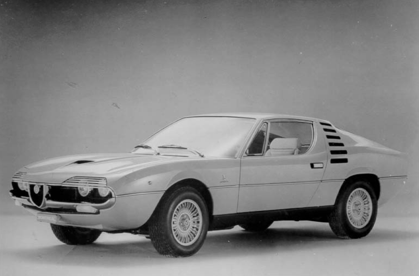Alfa Romeo Montreal press photos