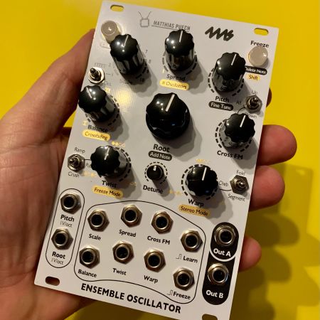 The Ensemble Oscillator eurorack module