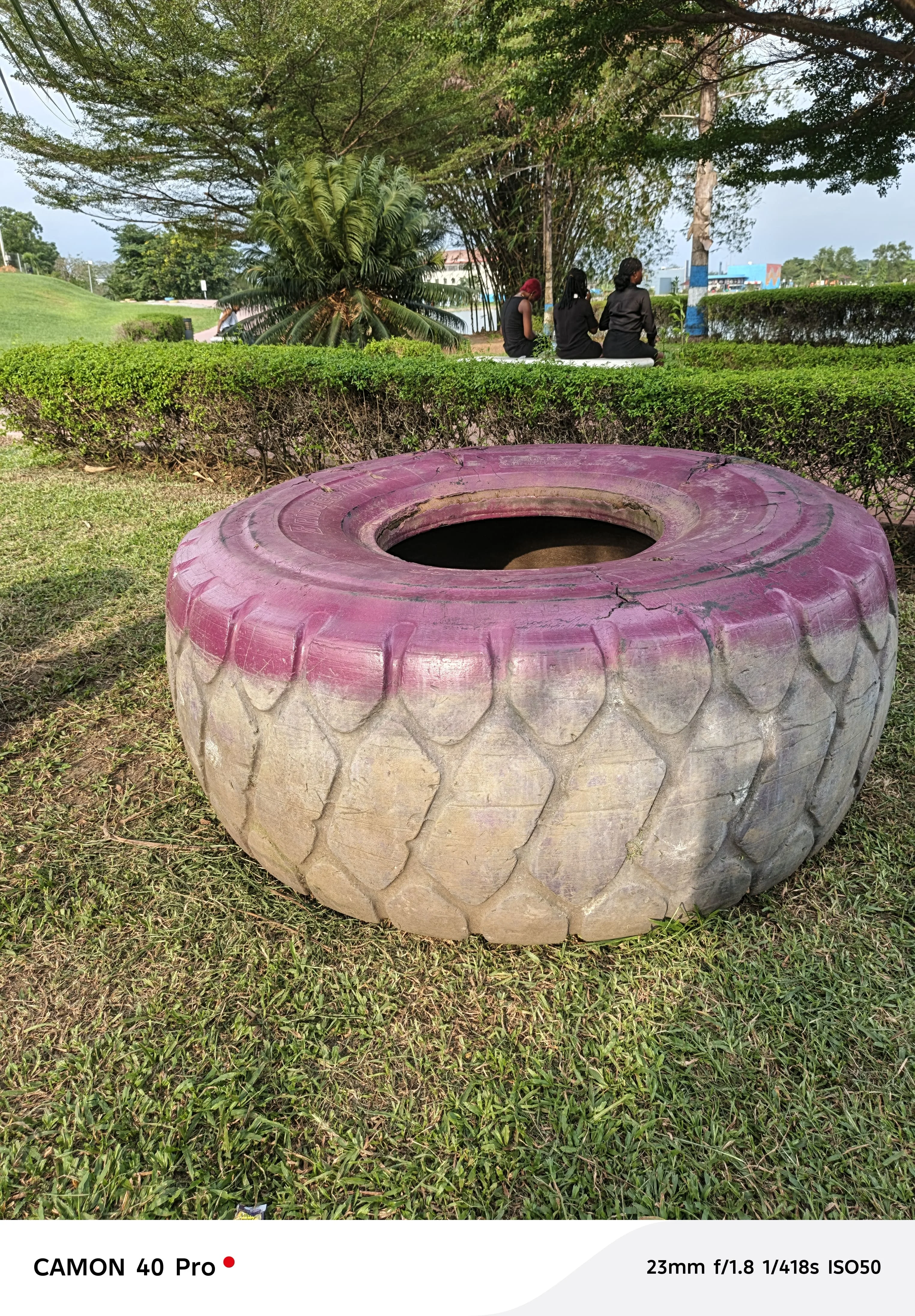 camon 40 pro cameras tyre shot