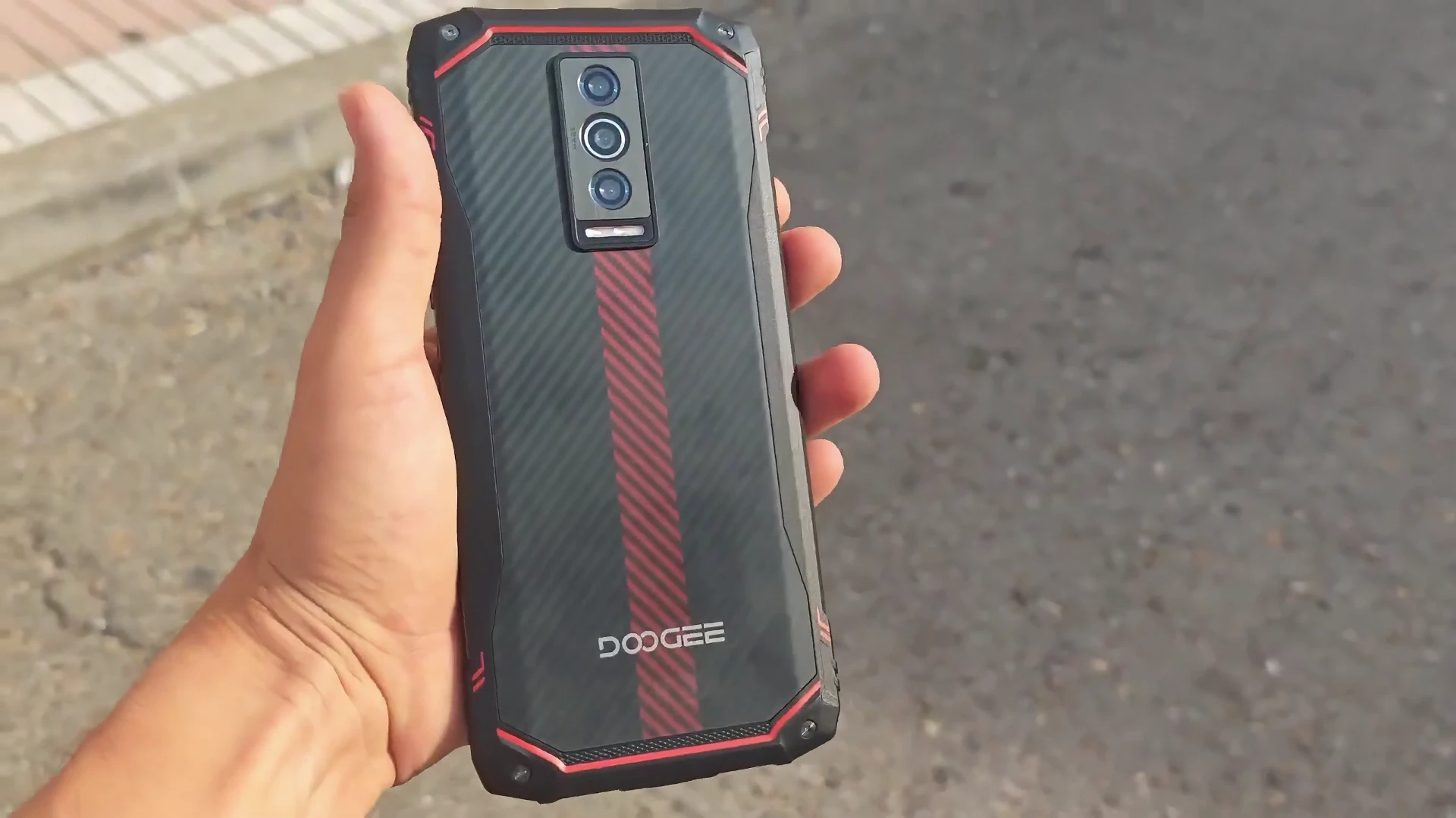 6. DOOGEE Blade 10 — Best for Durability
