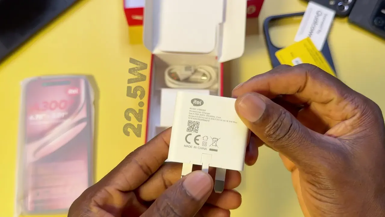 itel a300 unboxing2