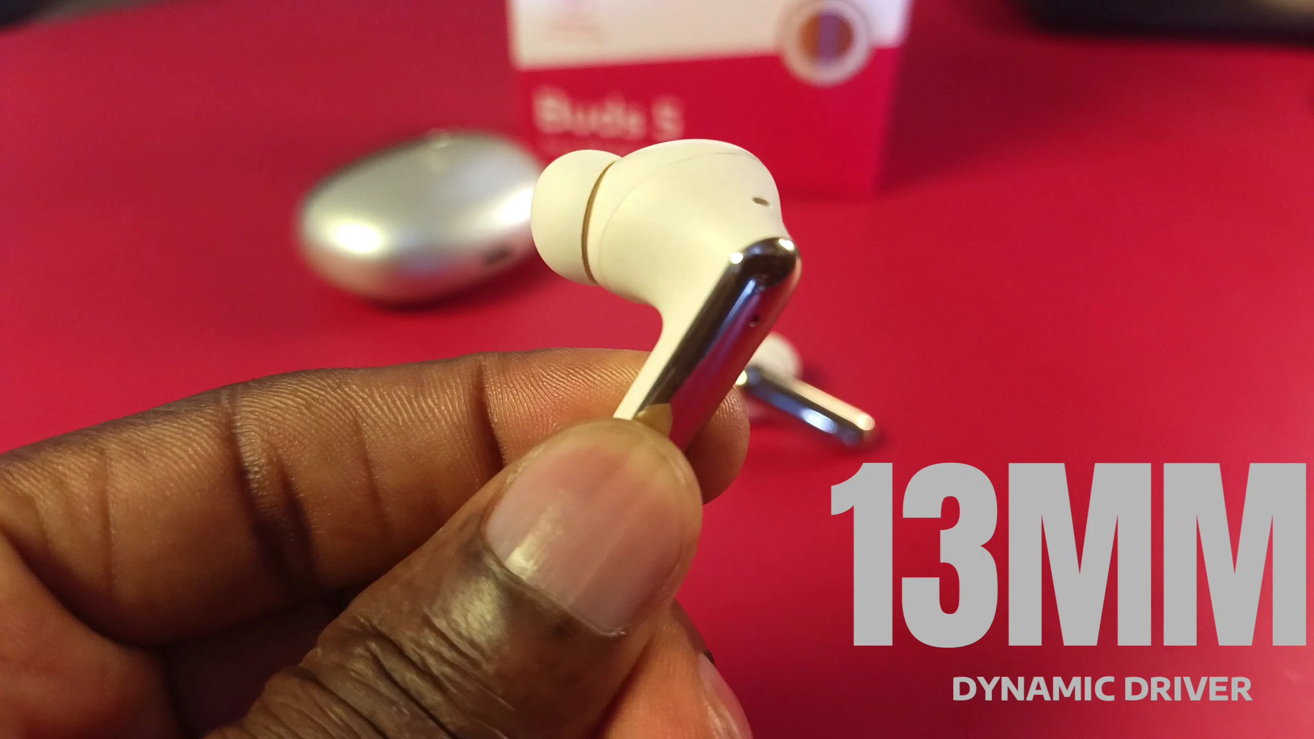 itel buds 5 vs qcy melobuds n50 12