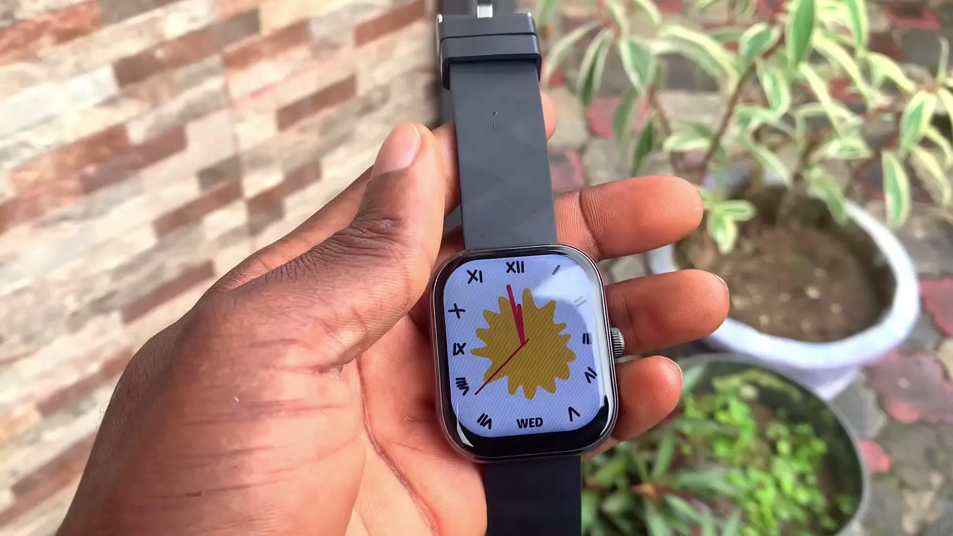 oraimo watch 6 pro vs watch 6 vs itel storm ultra 4