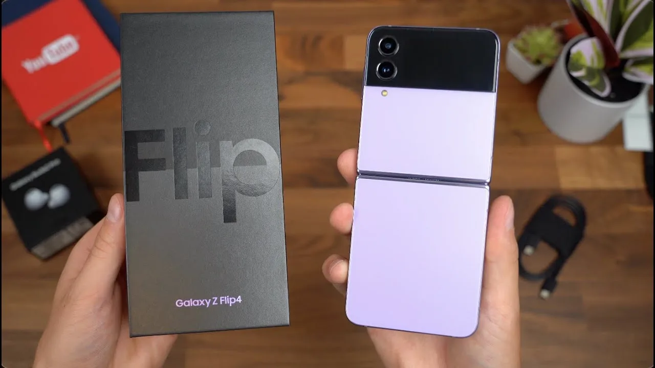 Samsung Galaxy Z Flip 4