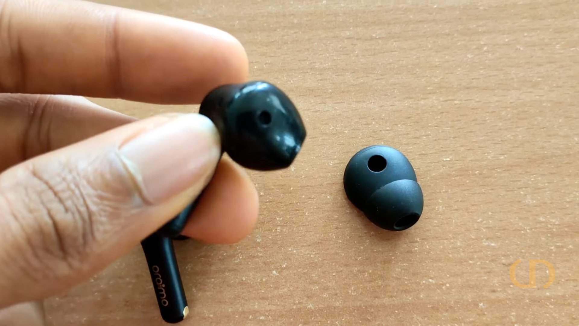 oraimo freepods 3 rubber tip