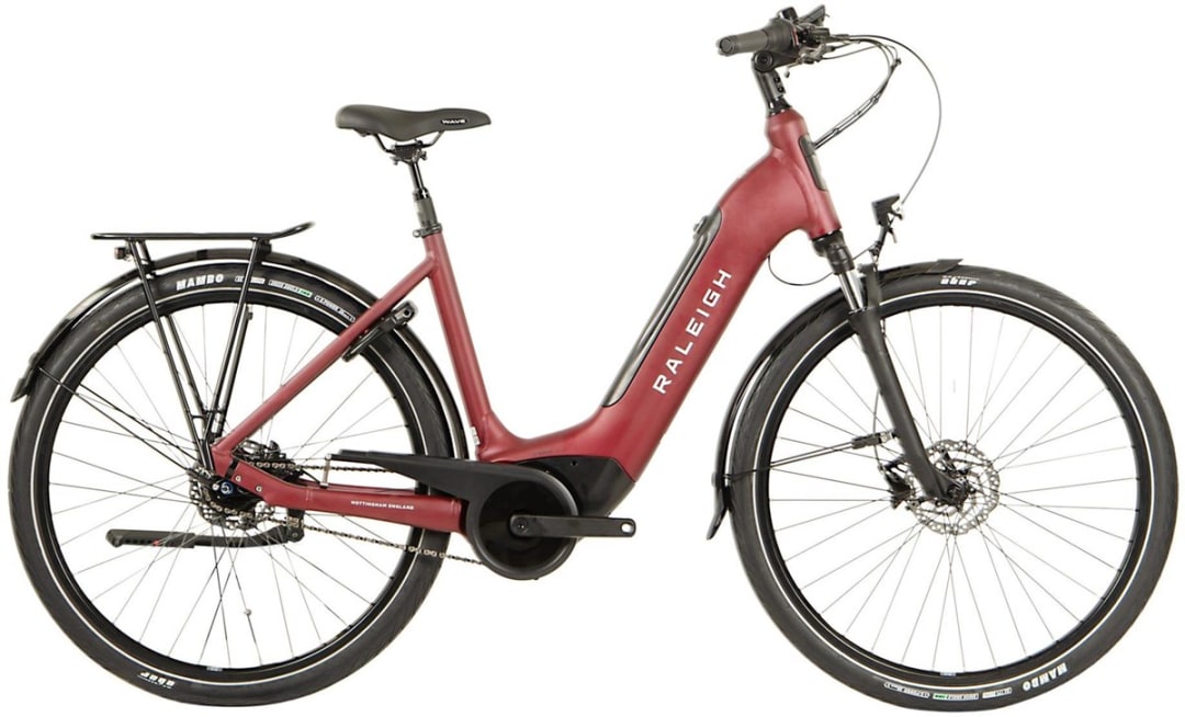 Raleigh Motus Tour Low Step Hub